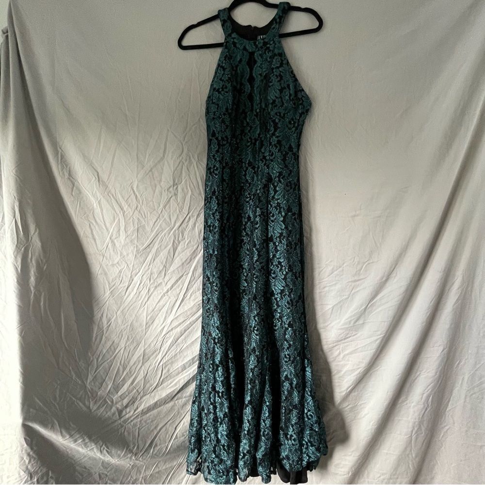 NW‎ Nightway Lace Halter Gown